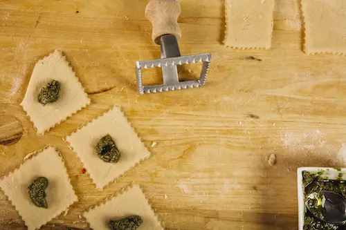 Peut-on faire des Raviolis sans Machine à Pâtes?